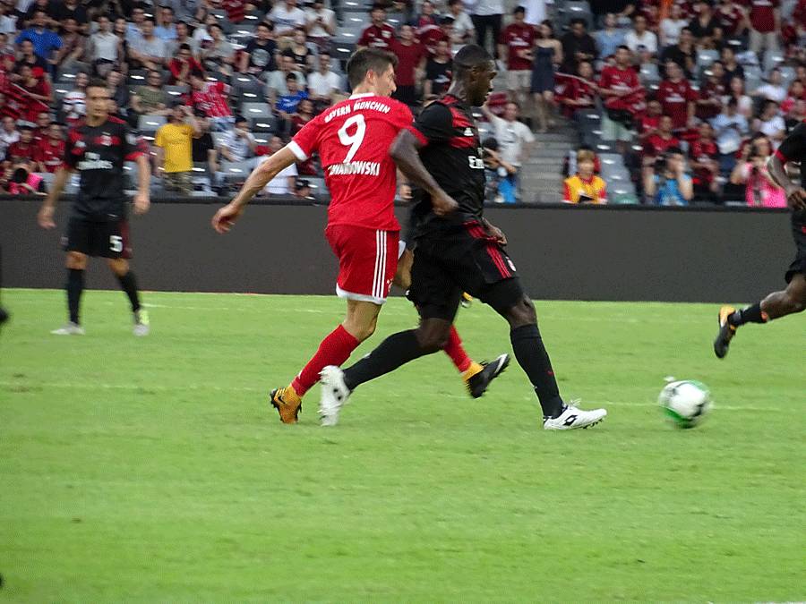 拜仁对阵ac米兰,拜仁德国超级杯发布会