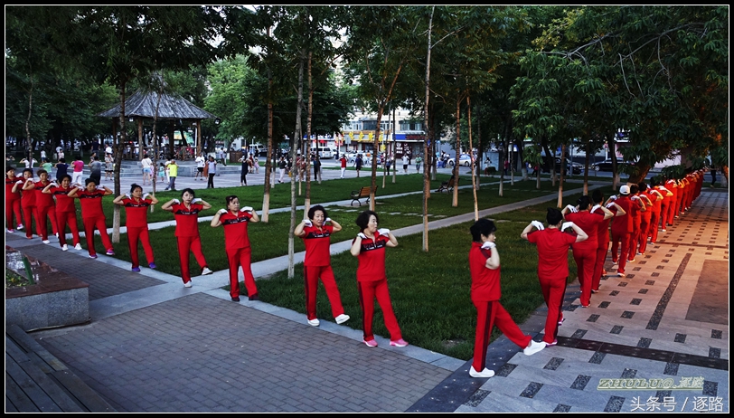 僵尸舞教程佳木斯健身操第二套,佳木斯僵尸舞快乐舞步健身操