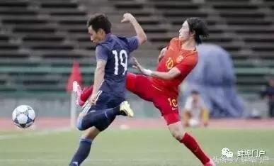 韦世豪亚冠跟c罗打,u23韦世豪一条龙射中门柱