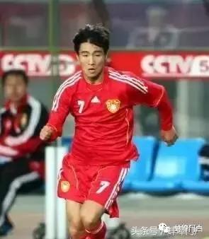 韦世豪亚冠跟c罗打,u23韦世豪一条龙射中门柱