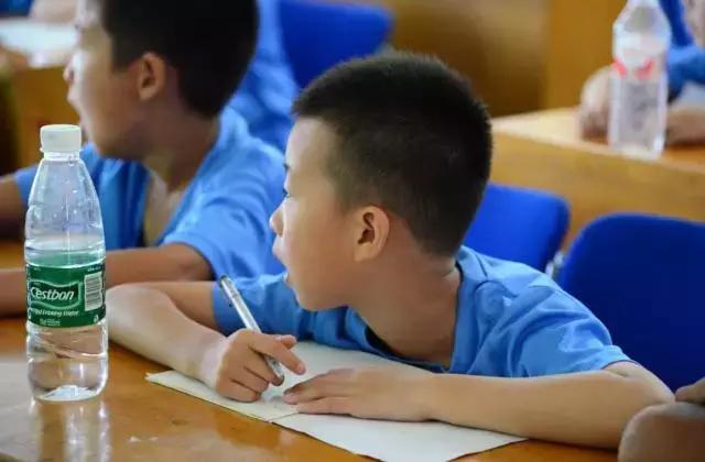 下一个足球球星,下一个球星足球