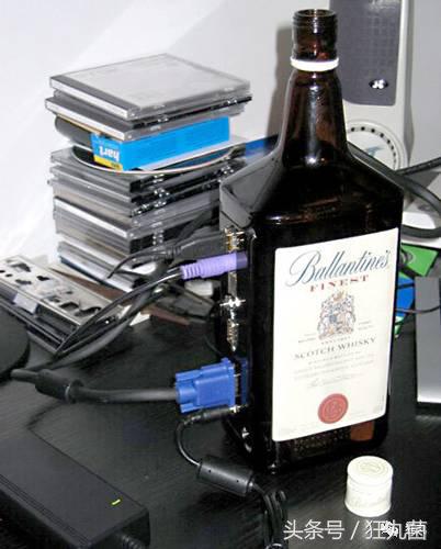 能热饭还能当马桶？别拦我，请把我埋在这样的电脑机箱里