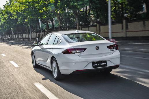 别克君威2.0t2024款性能测试,1.5t配9at变速箱怎么样君威