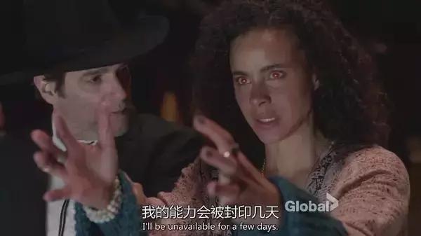 德州午夜，民风彪悍，吸血鬼、女巫、灵媒、杀手皆现身！