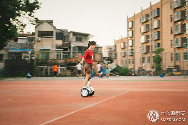 纳恩博平衡车9号小米,小米九号和纳恩博平衡车加强版
