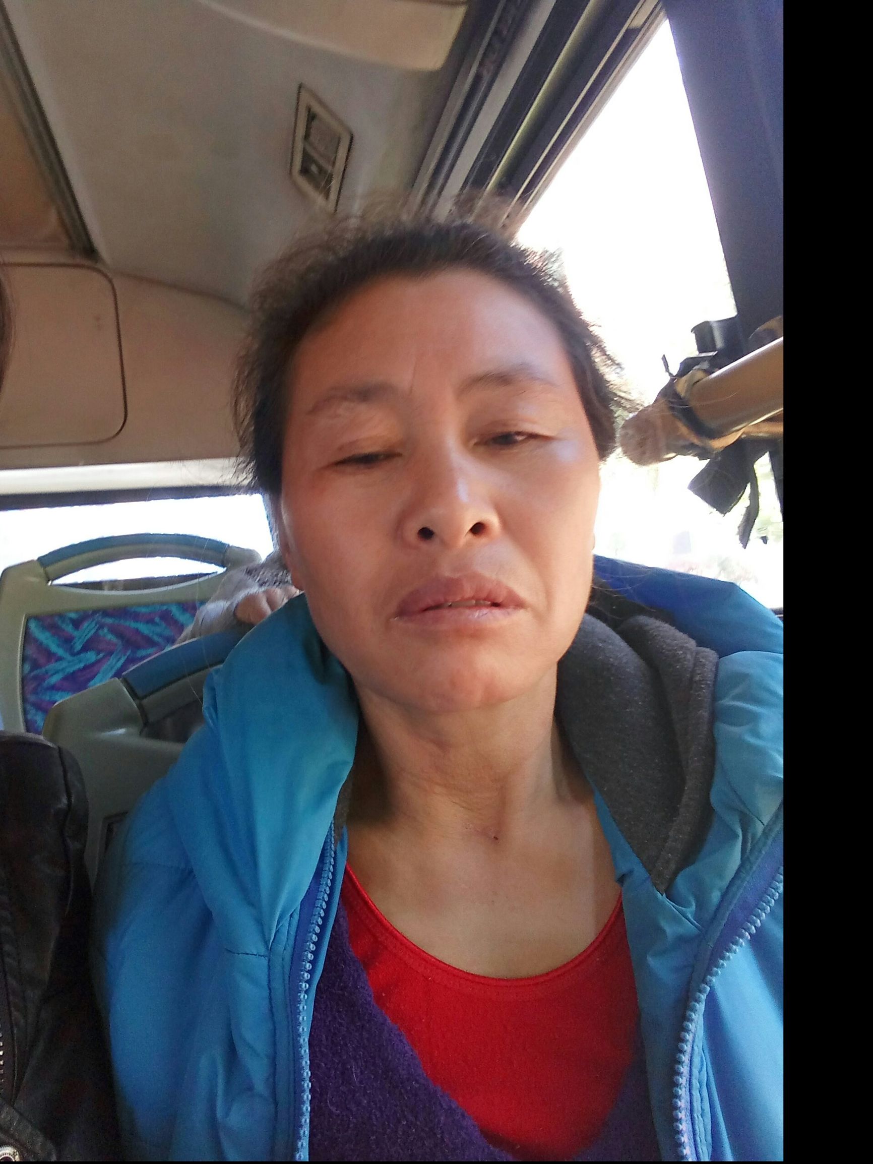 急寻：长沙52岁抑郁女子离家出走，身高1米6，穿绿色棉麻上衣、黑色雪纺裙裤，望您留意