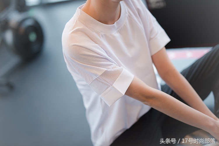 瑜伽女神运动健身夏季韩版速干透气性感背心，穿出你的优雅与文静！