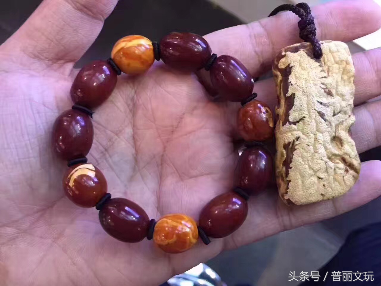 鹿晗戴的手串,鹿晗露营戴的手串