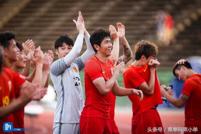 柬埔寨力挺中国,柬埔寨球迷跟中国球迷