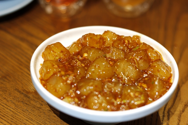 山西一绝特点刀削面,山西正宗剔尖面好吃的面馆