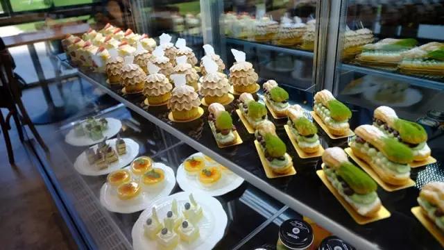 杭州武林门大草坪上270°透明玻璃屋！梦幻甜品咖啡店，童话的甜蜜