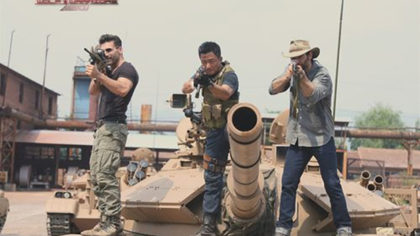 吴京战狼2彩蛋,余男和龙小云的精彩片段