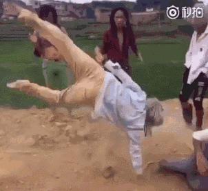 葬爱家族欠一块水泥地,广西葬爱家族水泥地斗舞完整视频