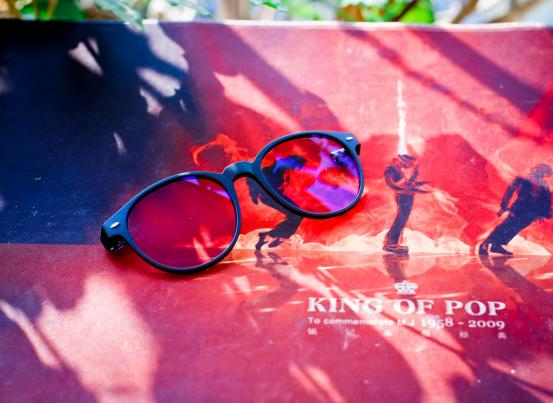 手机眼镜防辐射防蓝光,如何看眼镜是否防蓝光