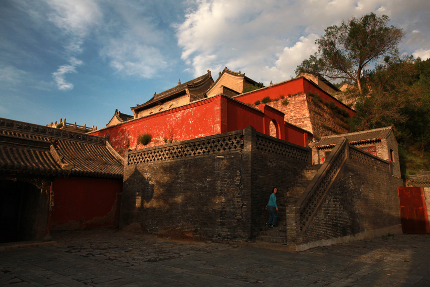 五台山旅游攻略最具代表性寺庙,佛教圣地五台山可以随便旅游吗