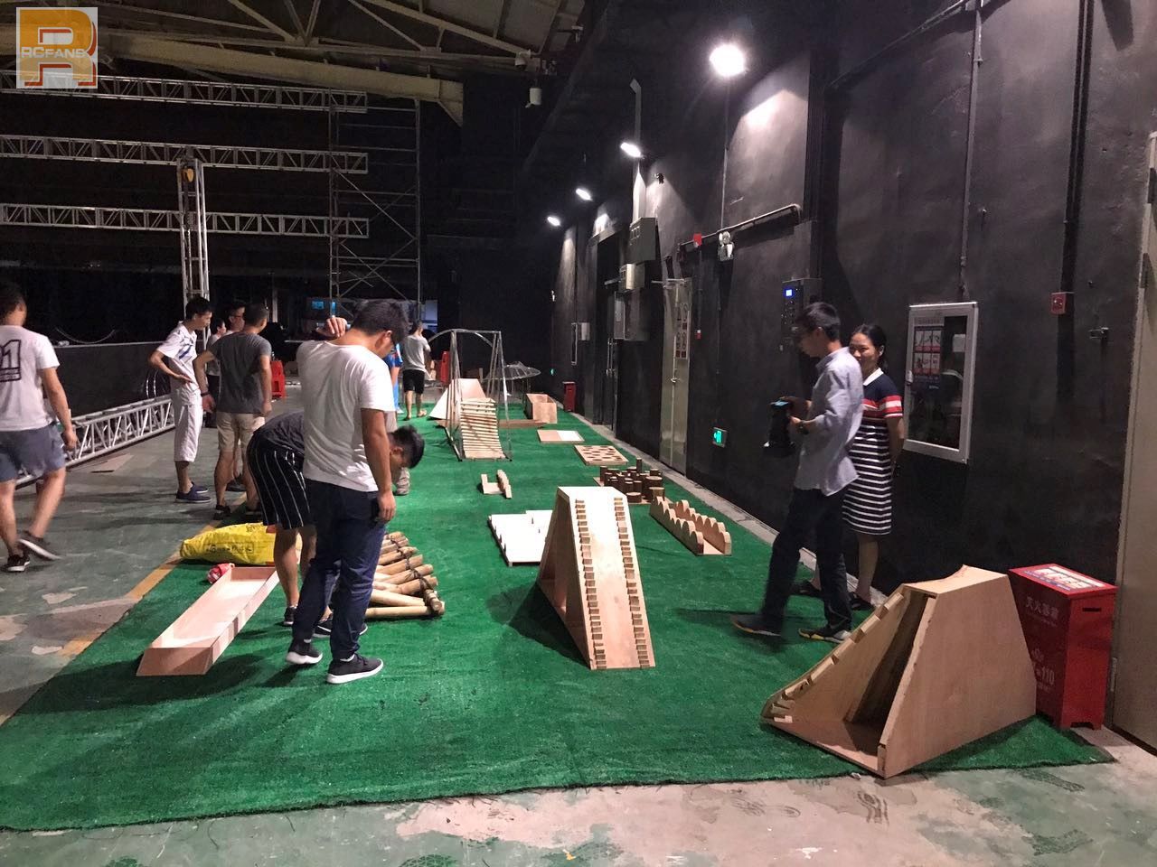 中国2018遥控攀爬车比赛,伟力越野车比赛