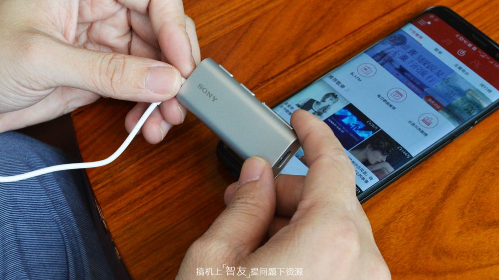 索尼sbh52蓝牙耳机使用方法,索尼sbh52领夹蓝牙耳机评测