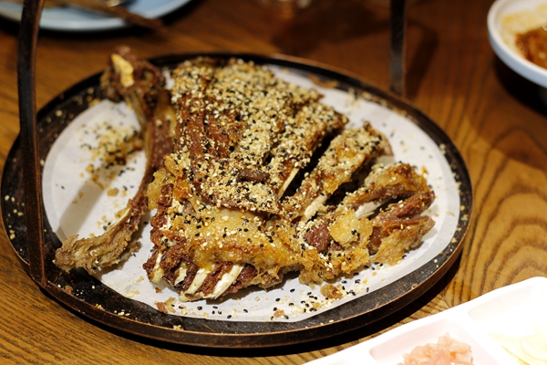 山西一绝特点刀削面,山西正宗剔尖面好吃的面馆