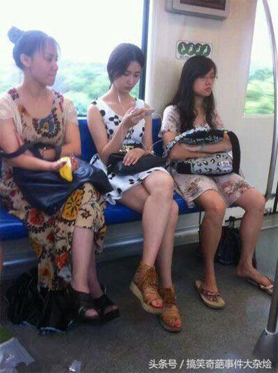 两辆车发生碰撞双方都在看手机,两辆车发生刮擦一辆车走了