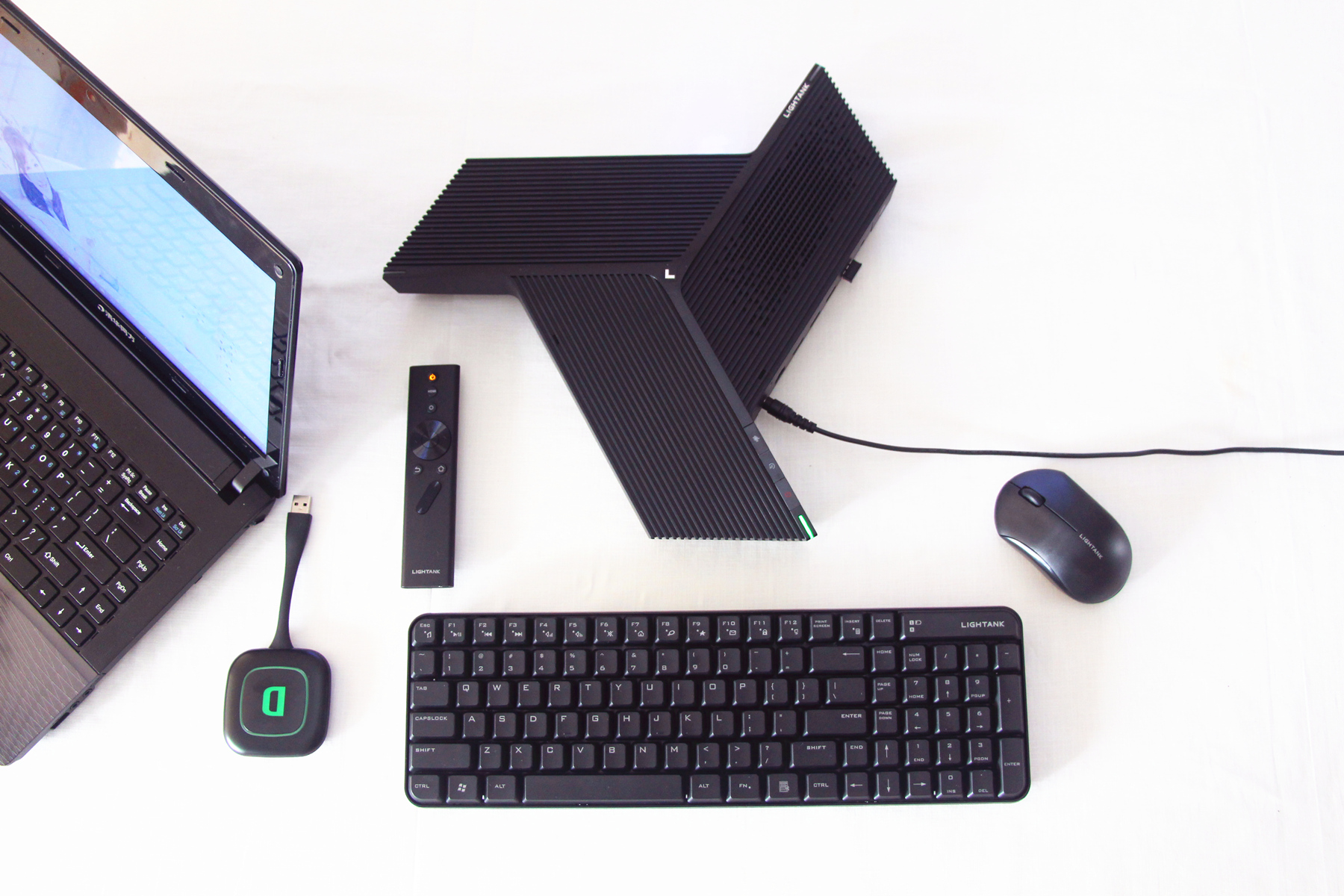 商务投影仪高效办公功能,商务便携式投影仪