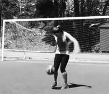 足球搞笑的gif,足球场上永不放弃的名场面gif