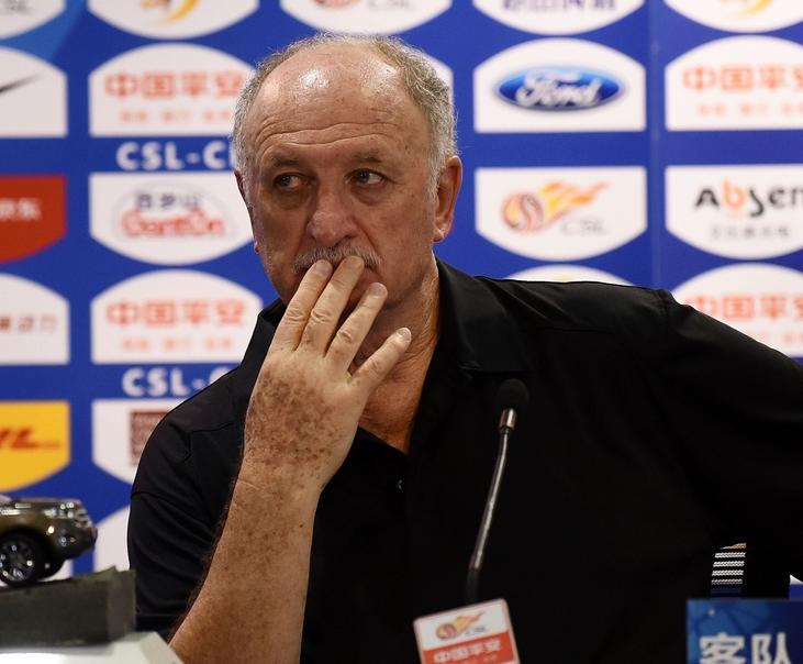 玄学有多玄：富力土豪金，辽足回福地，恒大换绿座椅可保夺冠？