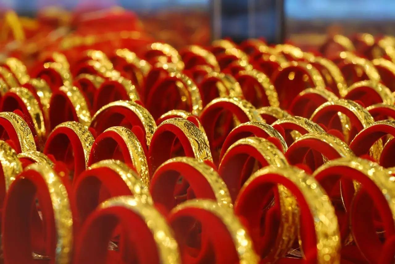 老凤祥足金卡地亚回收,老凤祥卡地亚手镯足金