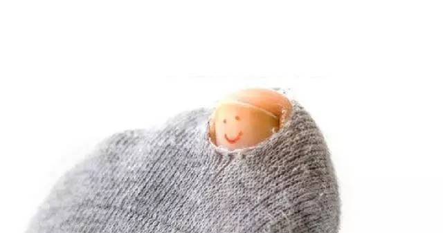 解决袜子破洞的技巧和方法,袜子破洞了