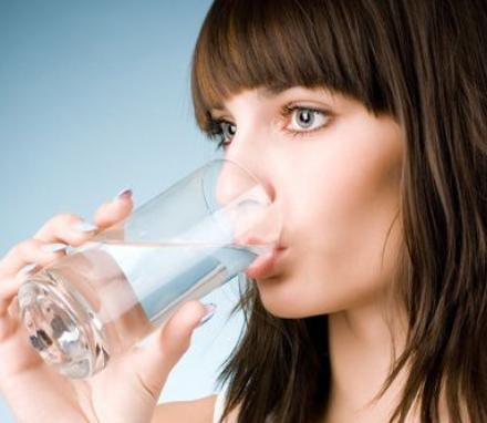 强力燃脂减肚子赘肉，只需每天刮2下，就能让你轻松拥有迷人马甲线！