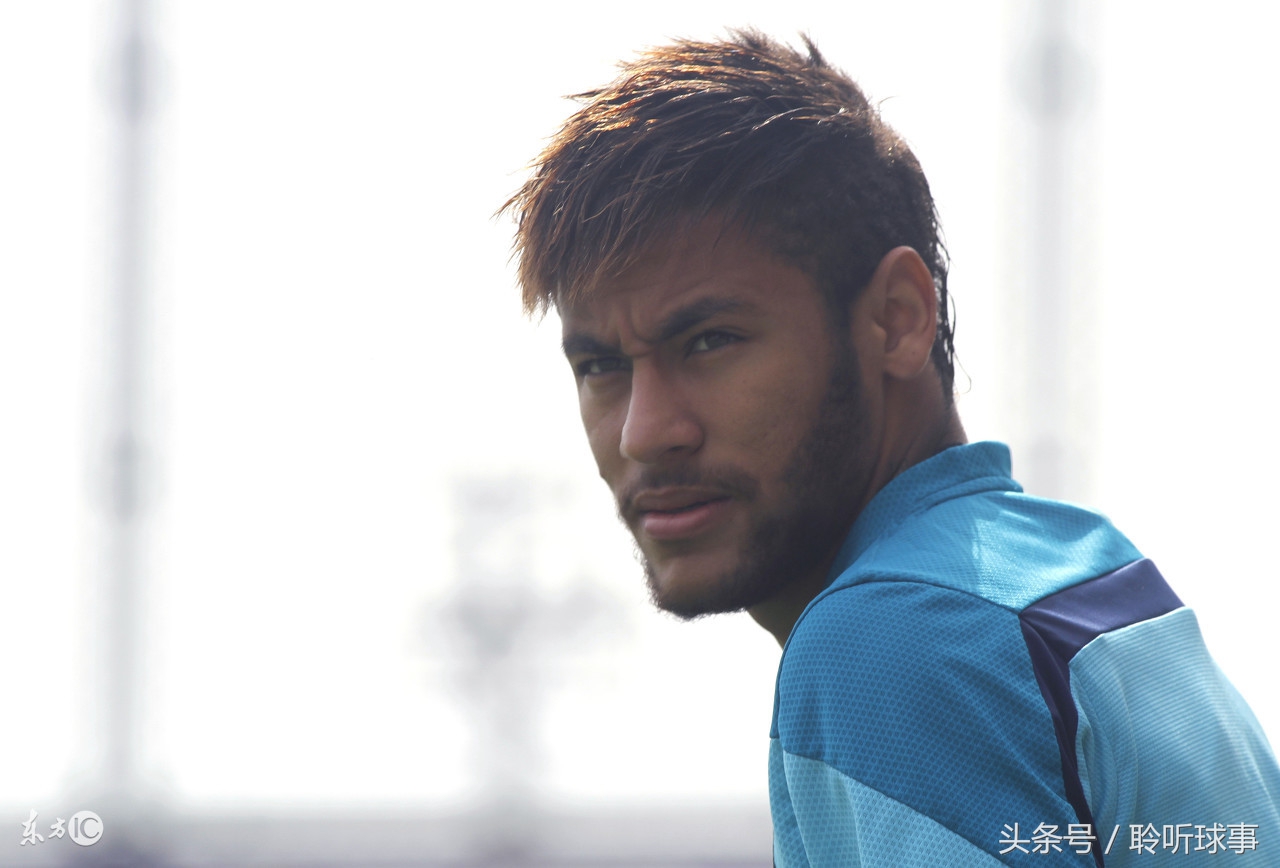 回忆内马尔的巨星之路,内马尔生涯充满了遗憾