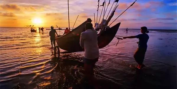 面朝大海春暖花开涠洲岛之旅,海景圣地涠洲岛