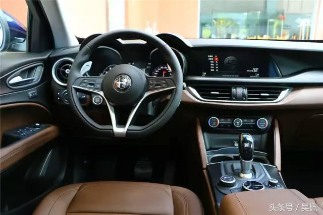 阿尔法罗密欧stelvio赛道版试驾,stelvio阿尔法罗密欧试驾