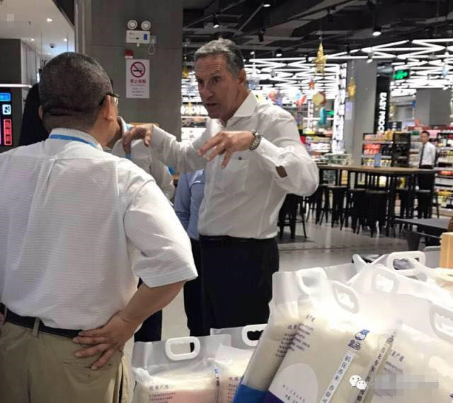 别只看“盒马生鲜”了，你天天在喝的星巴克也是一个新零售的好样本