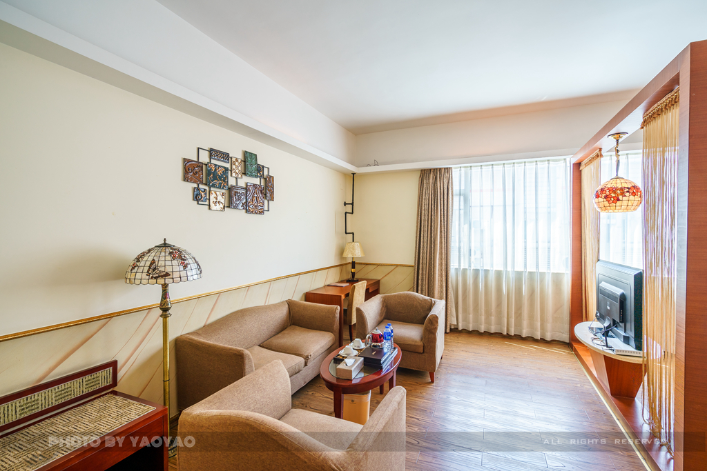 澶忔棩棣欐皵鏃跺厜娓呮祬,澶忔棩棣欐皵鍞編鏃跺埢