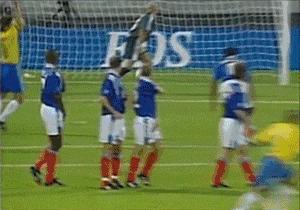 世界足坛最励志的故事,足坛十大进球