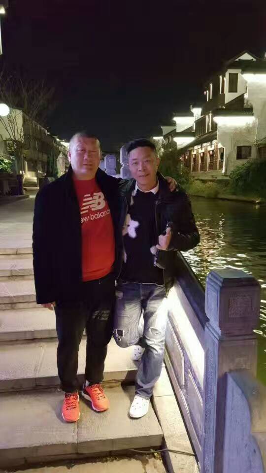 人生充满苦难的足球运动员,一个不向命运低头的人