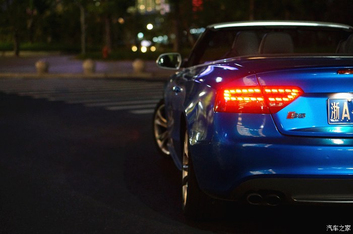 运动感很强新款奥迪s5敞篷版实车,性能和买菜兼顾的2018款奥迪s5