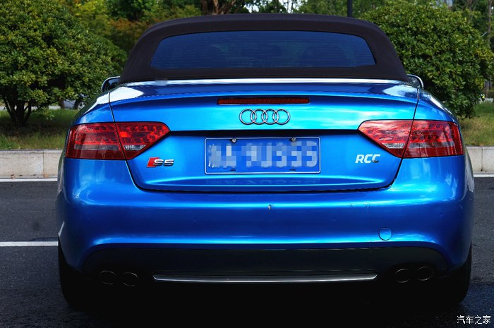 运动感很强新款奥迪s5敞篷版实车,性能和买菜兼顾的2018款奥迪s5