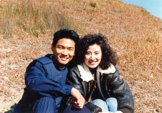 吴君如陈可辛罕见照,吴君如跟陈可辛相濡以沫20年