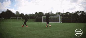 足球技巧教学远射,足球技巧教学垫球