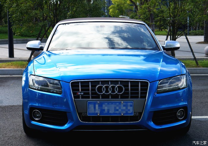 运动感很强新款奥迪s5敞篷版实车,性能和买菜兼顾的2018款奥迪s5