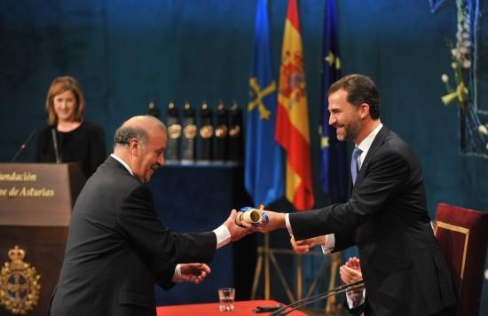 历史上实现大满贯的足球运动员,足球历史8位大满贯得主