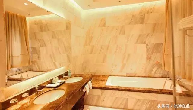 长洲岛竟有座半山望江恐龙主题酒店！吃住玩样样齐！