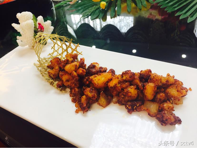 优质鲟鱼放下身段人均百元一鱼六吃