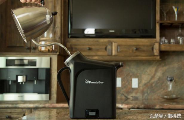 吉谷烧水壶怎样调节最低水位 (冰柜下面的冷却槽怎么清理)