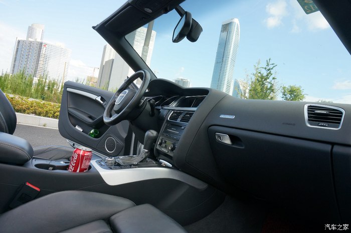 运动感很强新款奥迪s5敞篷版实车,性能和买菜兼顾的2018款奥迪s5