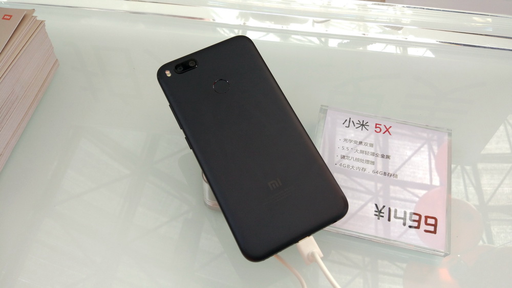 拍人清晰度高又好看的手机,小米5x拍照