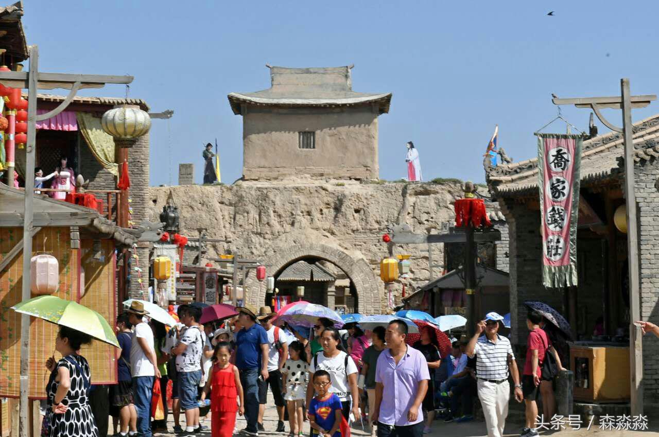 西部影视城一枝独秀,西部影视城荒凉