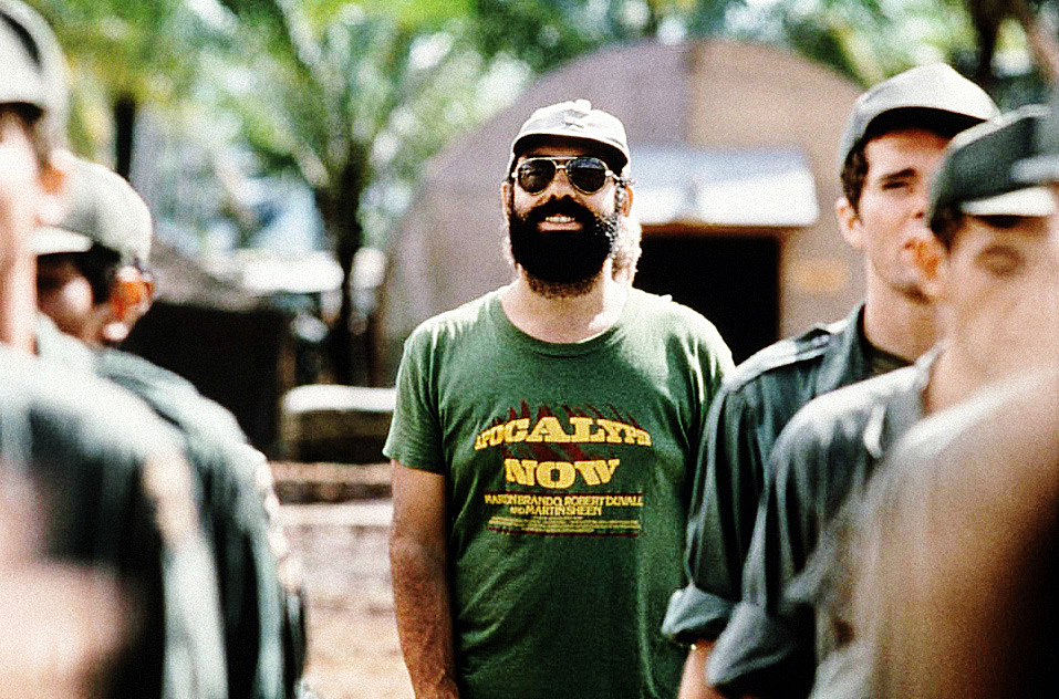 《男侍者和花花小姐》：一个好色的酒店侍者的秘密