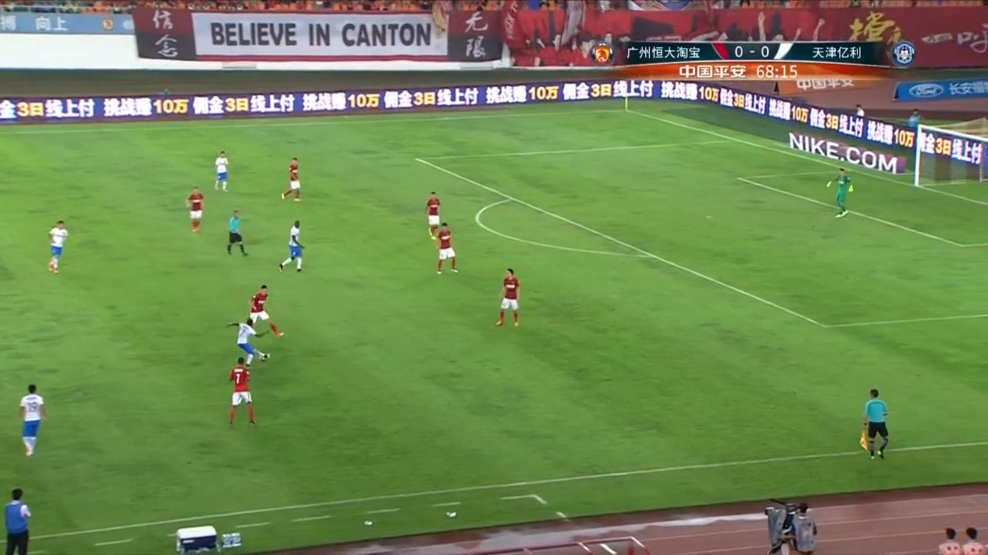 保利尼奥在中场集锦,保利尼奥回更衣室